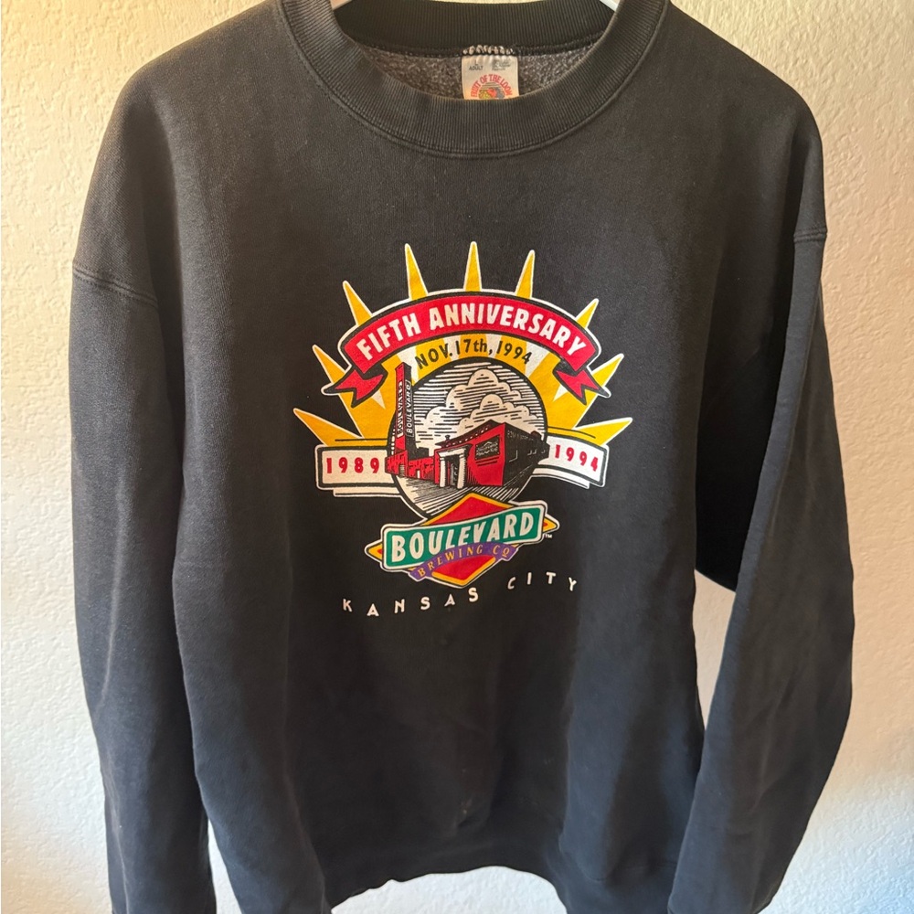 Vintage Fruit of the Loom Black Graphic Crewneck Sweater